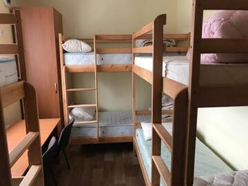 Фото номера Кровать в общем 6-местном номере Хостелы Hostel RESTart г. Ирпень 2