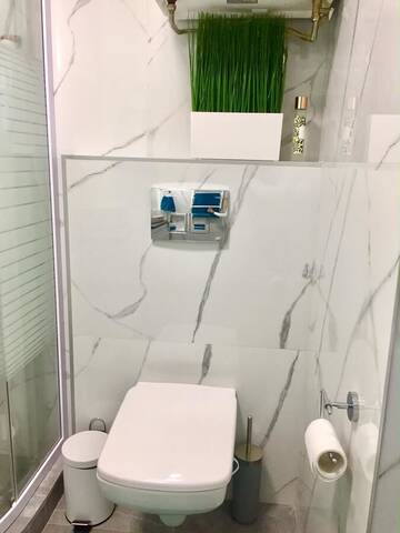 Фото номера Апартаменты с балконом Апартаменты Luxury Emerald Apartments г. Ирпень 16