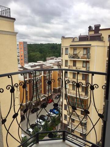 Фото номера Апартаменты с балконом Апартаменты Luxury Emerald Apartments г. Ирпень 37